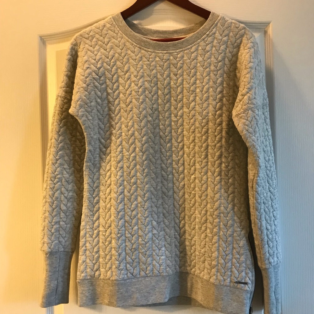 Women’s Sweater
